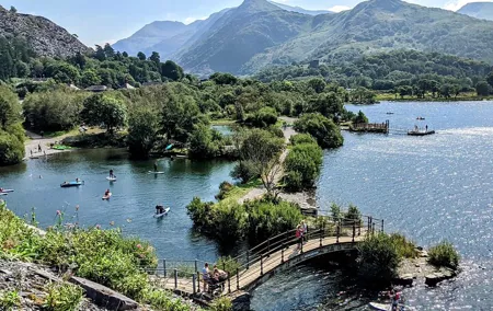 Private Snowdonia, Bodnant Gardens & Castles Tour