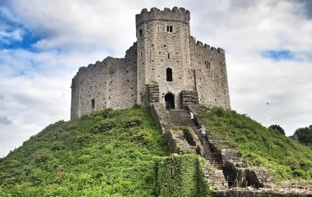 Welcome to Cardiff: Private 2-hour Walking Tour
