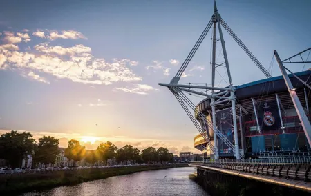 5 Hour Private Cardiff Day Tour