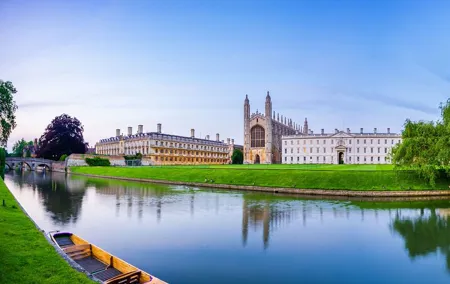 Cambridge private walking tour