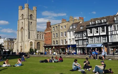 Tangential Cambridge: Private Walking Tour of Cambridge