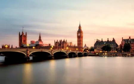 Door-to-Door Private Driver from Cambridge to London