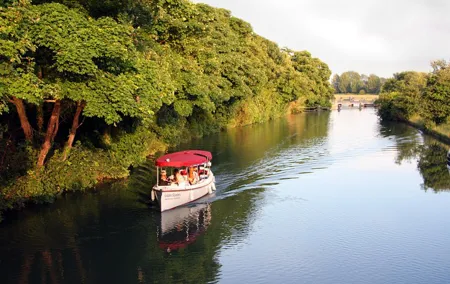 Oxford Sightseeing River Cruise Along The University Regatta Course