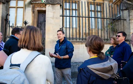 Private Oxford Walking Tour With University Alumni Guide