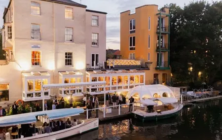 River Cruise with Three Course Riverside Restaurant Dining
