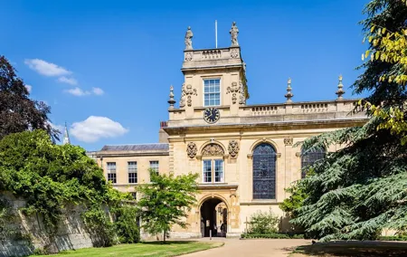 Private Guided 3 Hours Walking Guided Tour in Oxford