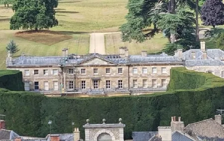 Cirencester’s Tall Tales and Hidden History: A Self-Guided Audio Tour