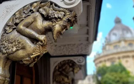 Oxford's literary legends and landmarks: A Self-Guided Audio Tour