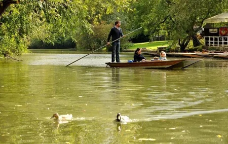 Oxford : Punting - Oxbridge Tours