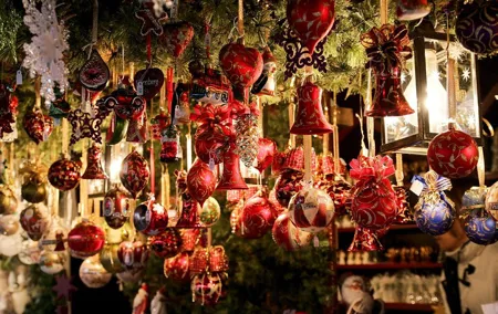 Bath Christmas Tour from Stratford-on-Avon or Moreton-in-Marsh
