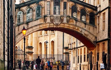 Oxford Tour App, Hidden Gems Game and Big Britain Quiz (1 Day Pass) UK