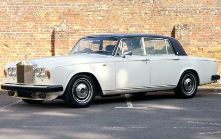 Full Day Private History Tour of the Cotswolds in a Rolls Royce