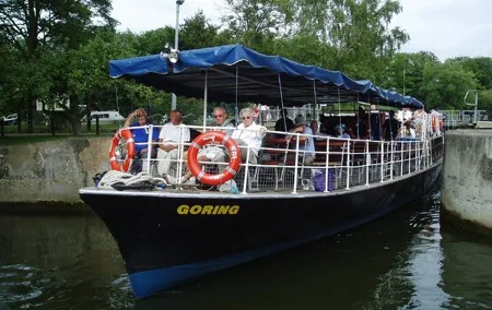 Relaxing Cruise from Oxford to Iffley Lock and Return