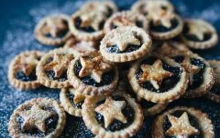 Cotswolds Christmas Baking Workshop in Burford