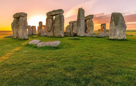 Stonehenge and Bath - Day Tour from Brighton