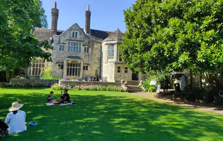 Historical Lewes: A Self-Guided Walking Tour
