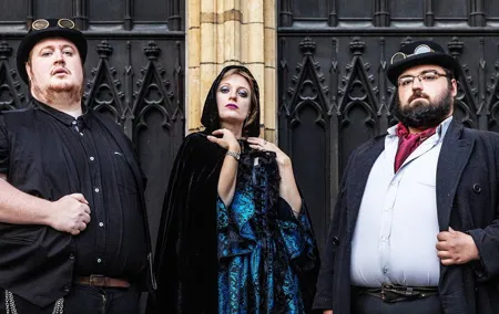 Shadows of York: Ghost Walk and Horrible History.
