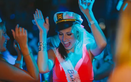 Boat Party Experience with DJ & Drinks in York