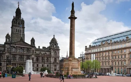 Discover Glasgow. Full day private tour in people carrier.