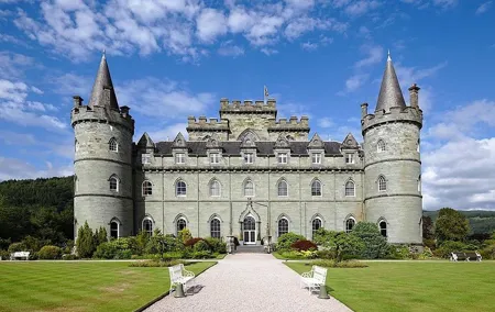 Inverary Castle & Loch Lomond Tour