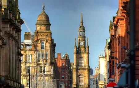 Glasgow Street Art Walking Tour with a Guide