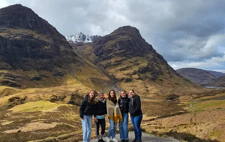 Glasgow: Glencoe & Oban Privately Guided Day Tour in Luxury MPV