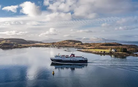 Scottish Highlands & Oban Private Day Tour with Scottish Local