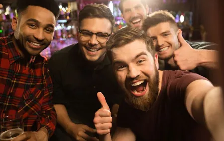 Pints & Past: Glasgow Pub Tour Private Tour