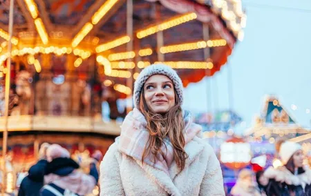 Glasgow's Festive Walk: A Magical Christmas Journey Private Tour
