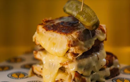 Manchester Cheese Crawl : Guided Food Tour