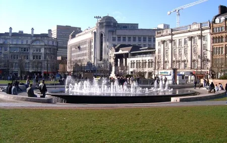 Self-Guided Manchester Scavenger Hunt: Mighty Manchester