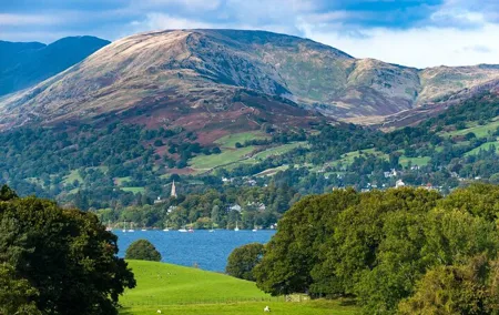 Full-Day Trip to Lake Windermere Lake District