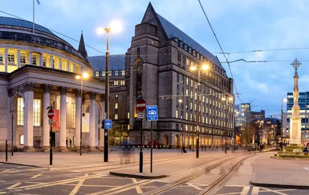 Manchester Airport Taxi Transfers Service