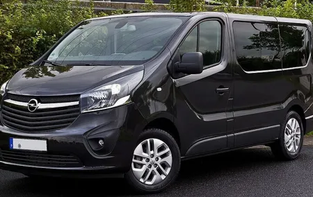 CO2-Offset Arrival Private Transfer MAN airport to Manchester