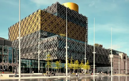 Discover Birmingham 10 Hour Tour from Manchester
