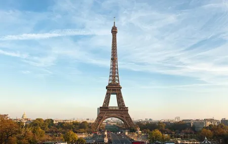 Guided Luxury Paris Day Trip with Optional Lunch at the Eiffel Tower