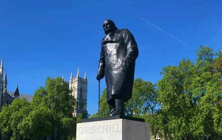 London in WW2 Walking Tour with Churchill War Rooms Visit