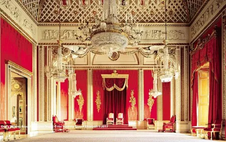 Buckingham Palace Entrance Ticket & British Royalty Guided Tour