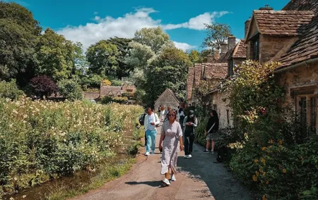 Cotswolds Day Trip from London with Optional Village Lunch