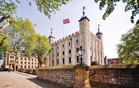VIP Early Access: Opening Ceremony Tower of London & Bridge Entry