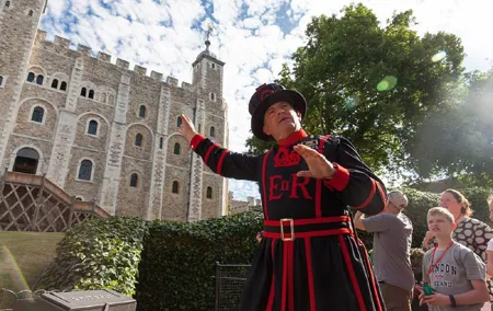 Tower of London Early Access, Beefeaters & Changing of Guards