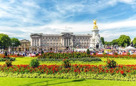 Buckingham Palace, Change the Guard & Crown Jewels Tour