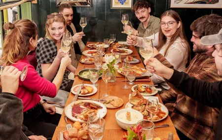 London Foodie Adventure:More than 10 dishes with Sherpa Food Tour