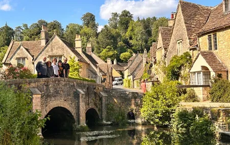 Private Tour to Stonehenge, Bath and The Cotswolds