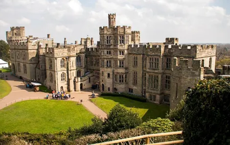 Warwick Castle, Oxford, Stratford-upon-Avon & Cotswolds Day trip