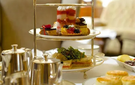 Private Tour: Royal High Tea At Kensington Palace Gardens