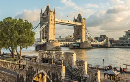 From Heathrow Airport to 5 Hour Private Tour in London