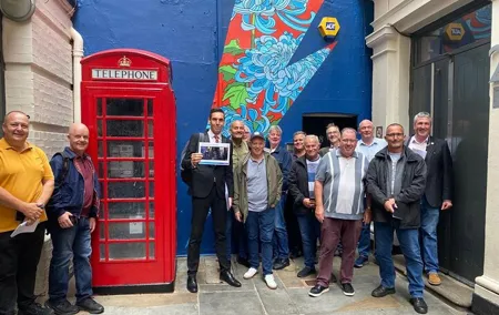 Private Rock n Roll History Tour of London in an Iconic Black Cab