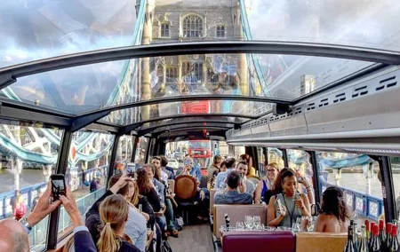 London Scenic Lunch Tour: A Gastronomic Adventure