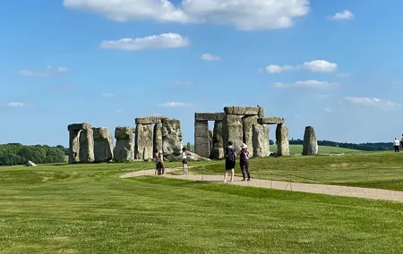Private Windsor Castle and Stonehenge Day Tour
